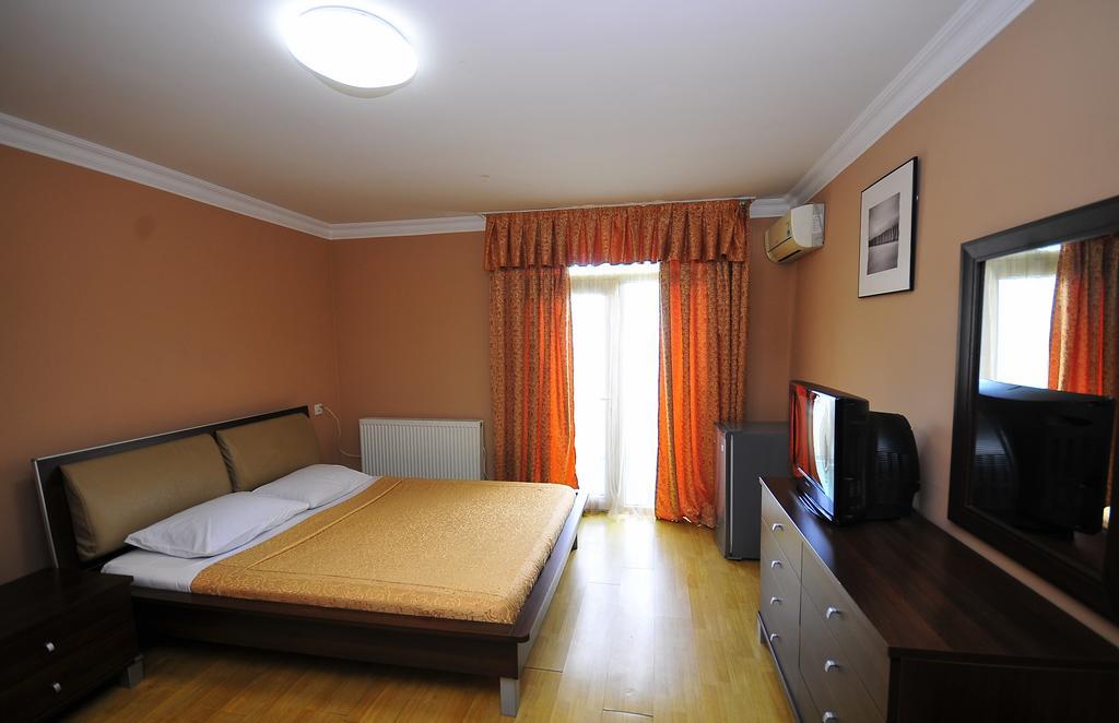 Prestige Hotel Batumi Exterior photo